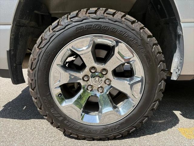 2019 Ram 1500 Big Horn/Lone Star Crew Cab 4x4 5'7" Box