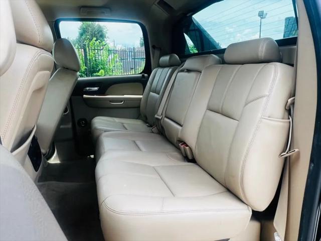 2013 Chevrolet Avalanche LT
