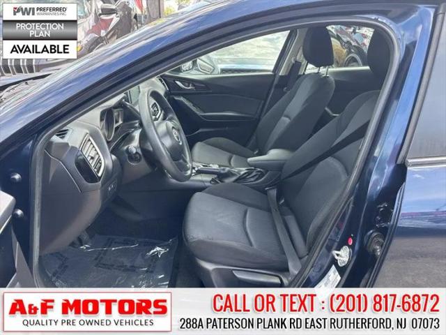 2015 Mazda Mazda3 i Sport