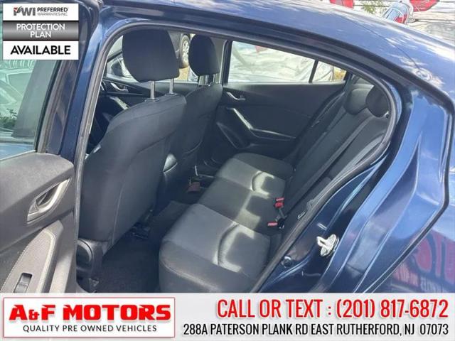 2015 Mazda Mazda3 i Sport