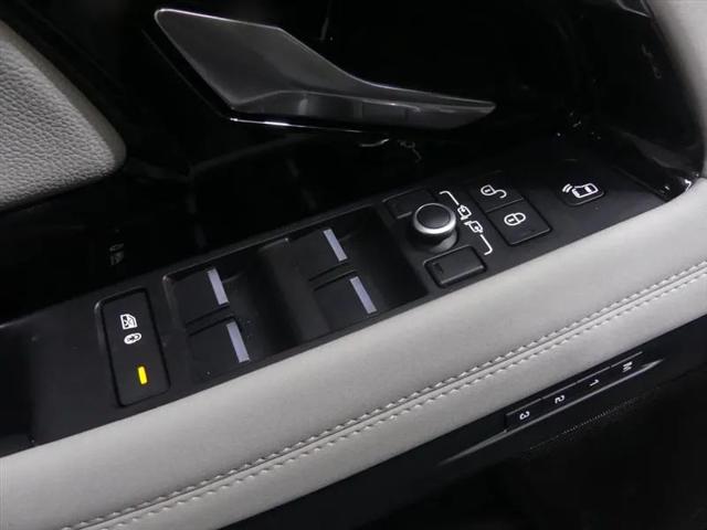 2020 Land Rover Range Rover Evoque R-Dynamic SE