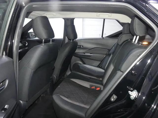 2020 Nissan Kicks SV Xtronic CVT