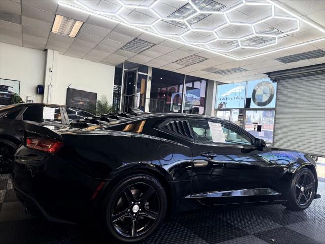 2018 Chevrolet Camaro 1LS