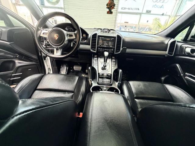 2012 Porsche Cayenne Turbo