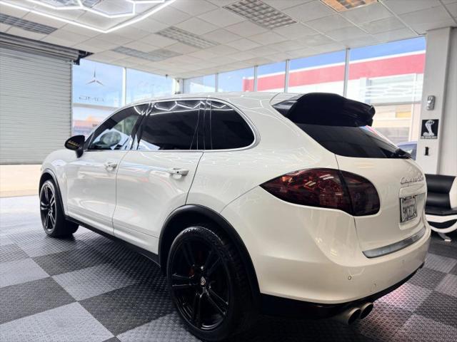 2012 Porsche Cayenne Turbo