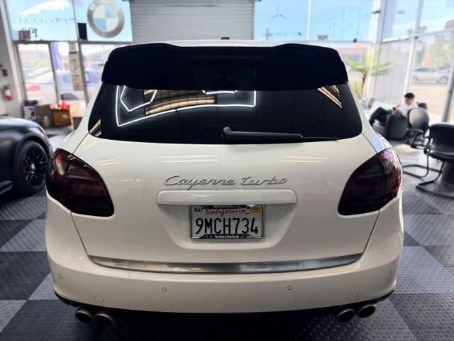 2012 Porsche Cayenne Turbo