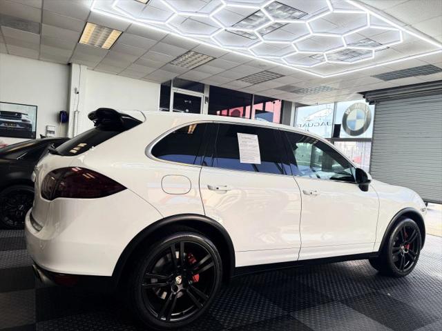 2012 Porsche Cayenne Turbo
