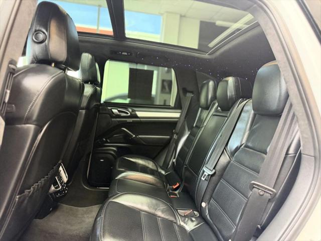 2012 Porsche Cayenne Turbo