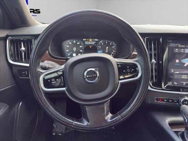 2018 Volvo S90 T5 Momentum