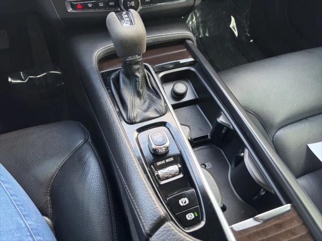 2018 Volvo S90 T5 Momentum