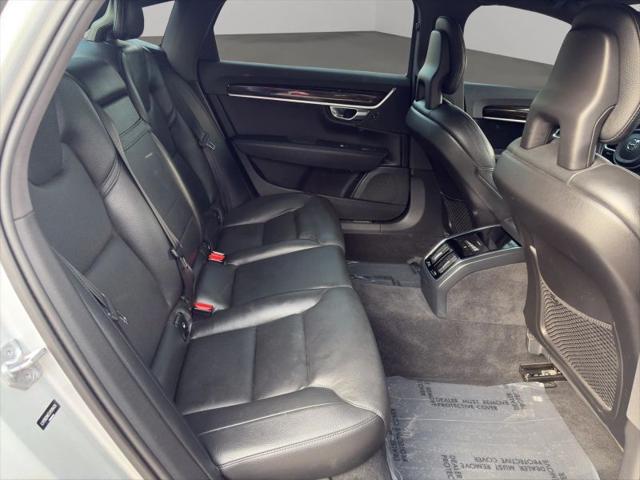 2018 Volvo S90 T5 Momentum