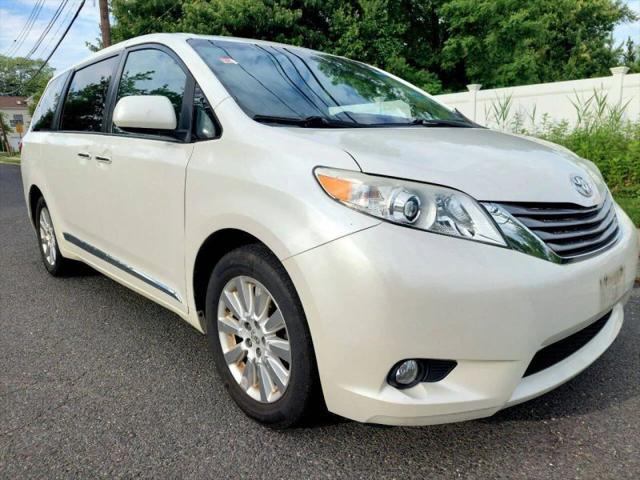 2015 Toyota Sienna XLE 7 Passenger