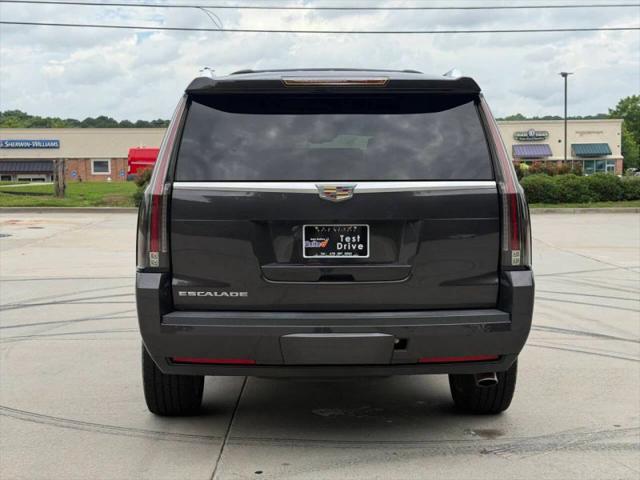 2016 Cadillac Escalade Platinum