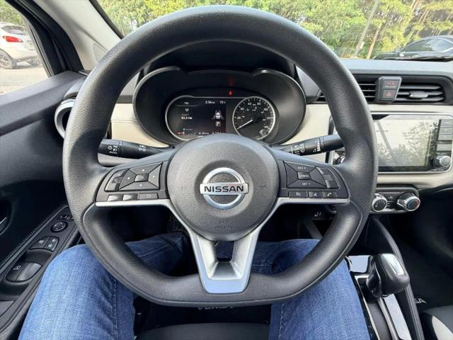 2020 Nissan Versa SV Xtronic CVT
