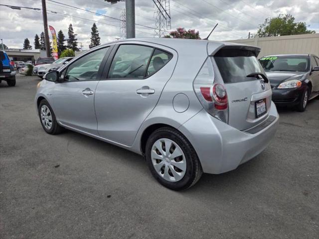 2013 Toyota Prius c Two