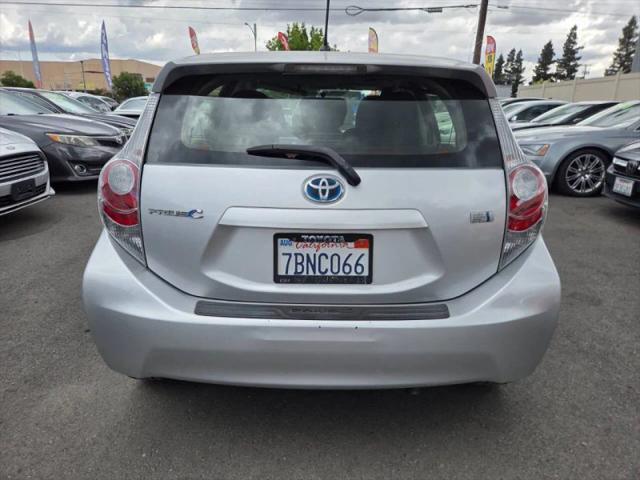 2013 Toyota Prius c Two