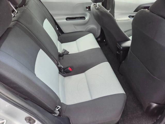 2013 Toyota Prius c Two