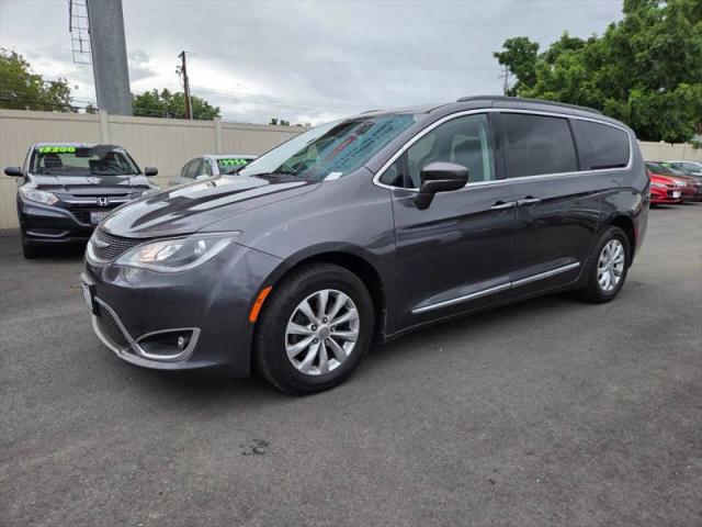 2017 Chrysler Pacifica Touring-L for sale in Sacramento, CA