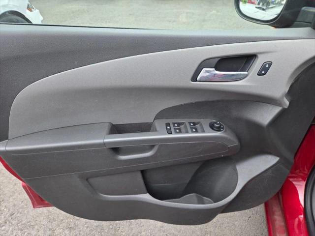 2016 Chevrolet Sonic LT Auto