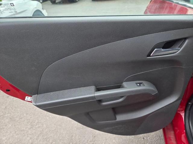 2016 Chevrolet Sonic LT Auto