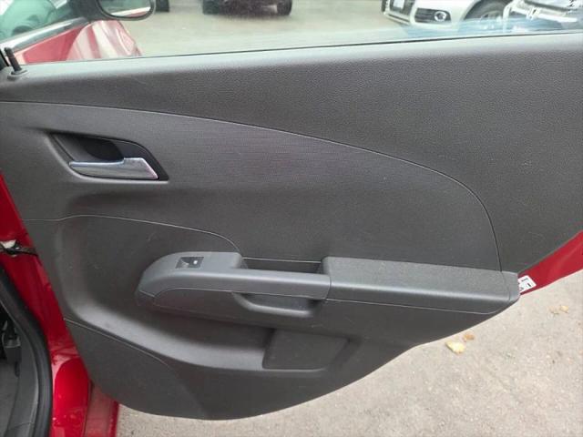2016 Chevrolet Sonic LT Auto