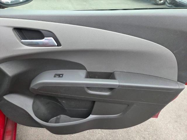 2016 Chevrolet Sonic LT Auto