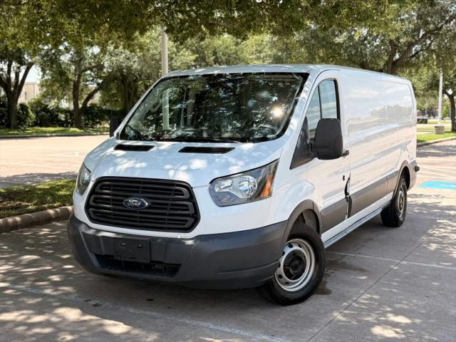 2017 Ford Transit w/Sliding Side Door w/LWB