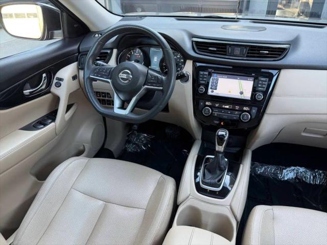 2017 Nissan Rogue SL
