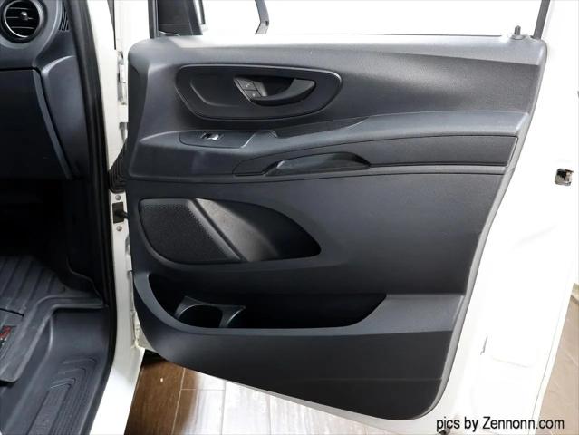 2017 Mercedes-Benz Metris Standard