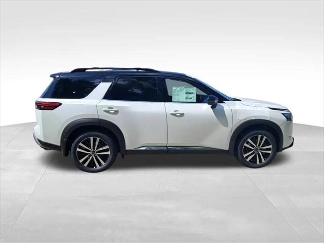 2025 Nissan Pathfinder Platinum 4WD