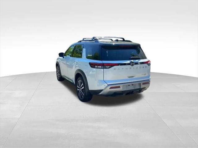 2025 Nissan Pathfinder Platinum 4WD