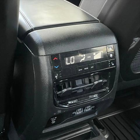 2023 Jeep Grand Cherokee L Overland 4x4