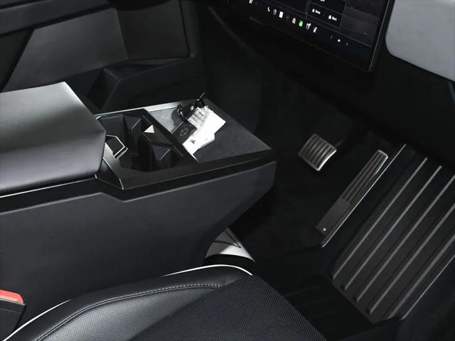 2025 Tesla Cybertruck All-Wheel Drive