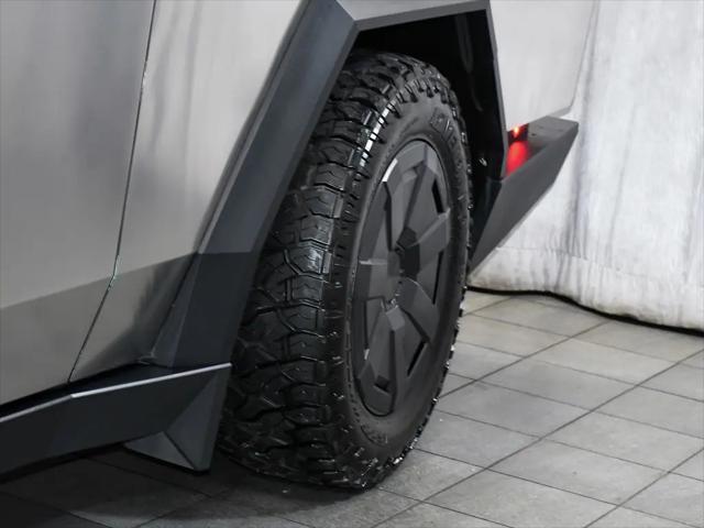 2025 Tesla Cybertruck All-Wheel Drive