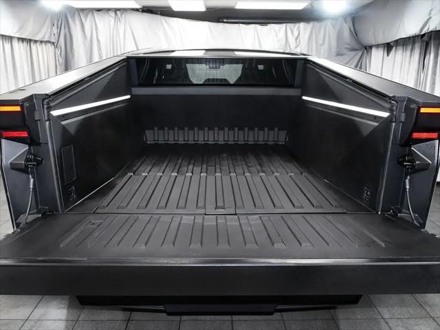 2025 Tesla Cybertruck All-Wheel Drive