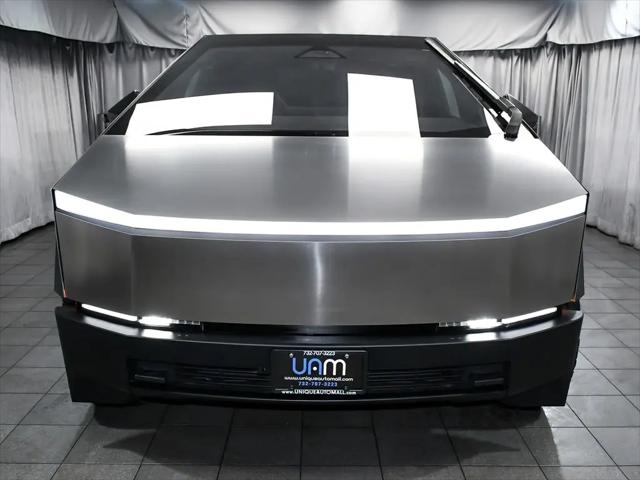 2025 Tesla Cybertruck All-Wheel Drive