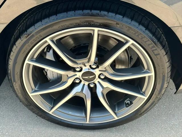 2025 Genesis G70 2.5T RWD