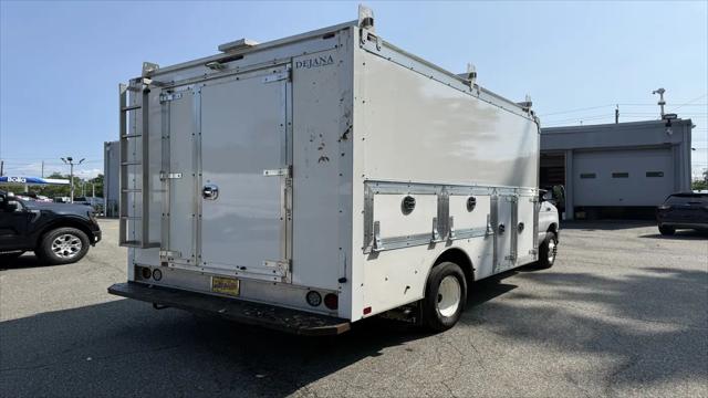 2021 Ford E-450 Cutaway Base