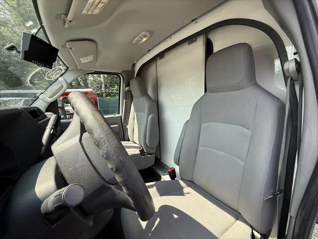 2021 Ford E-450 Cutaway Base