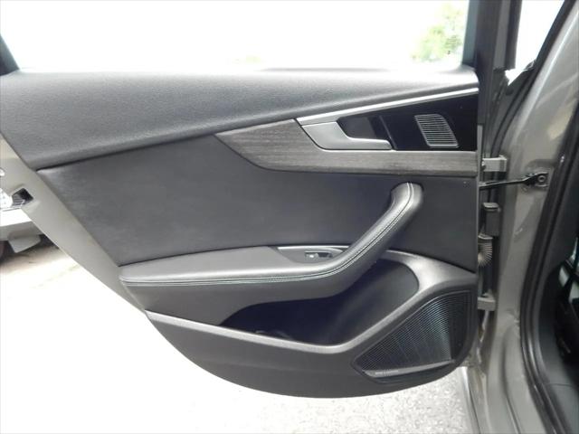 2023 Audi A4 Premium Plus 45 TFSI S line quattro S tronic