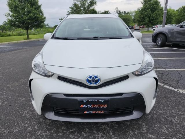 2017 Toyota Prius v Four