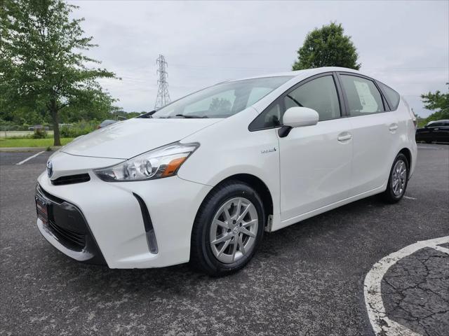 2017 Toyota Prius v Four