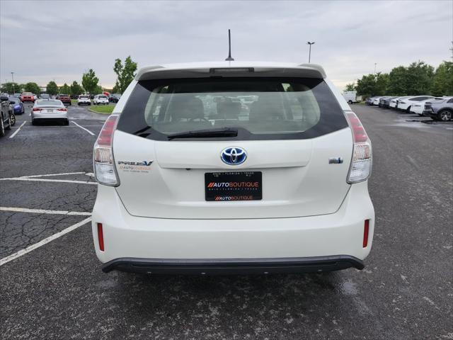 2017 Toyota Prius v Four