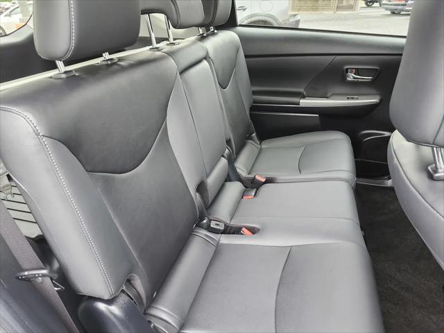 2017 Toyota Prius v Four