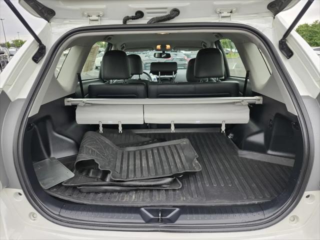 2017 Toyota Prius v Four