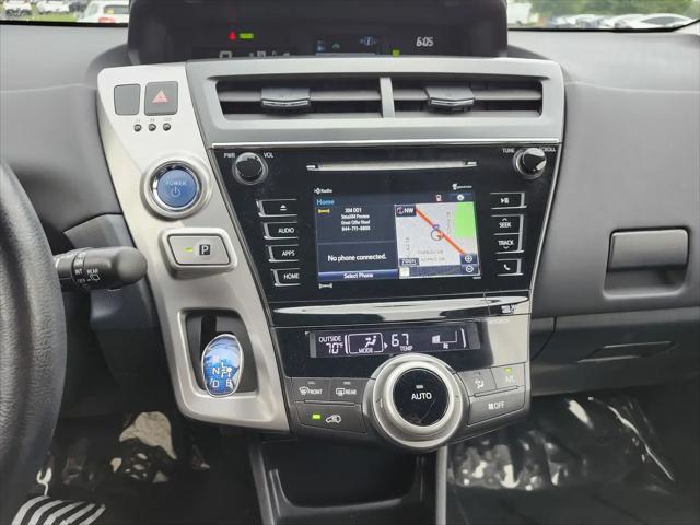 2017 Toyota Prius v Four