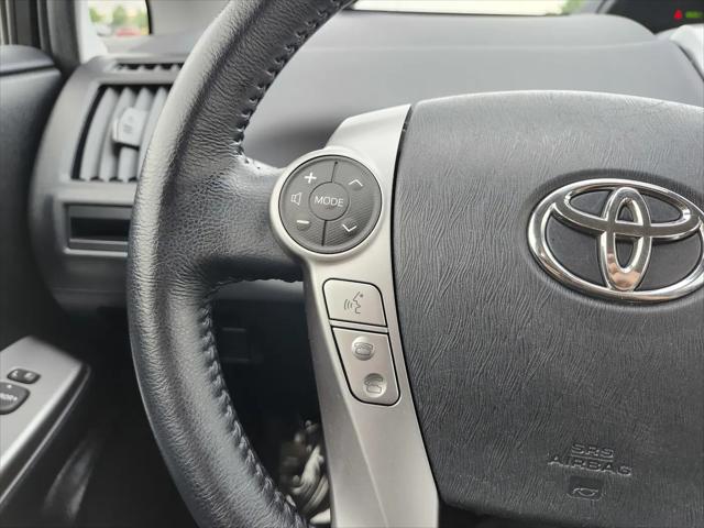 2017 Toyota Prius v Four