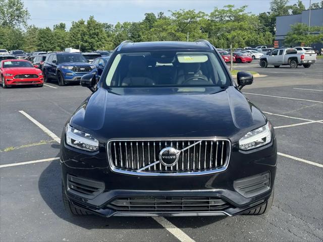 2020 Volvo XC90 Hybrid T8 Momentum 7 Passenger