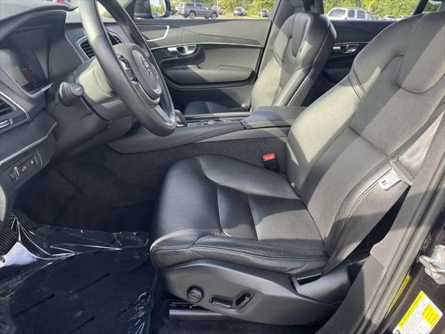 2020 Volvo XC90 Hybrid T8 Momentum 7 Passenger