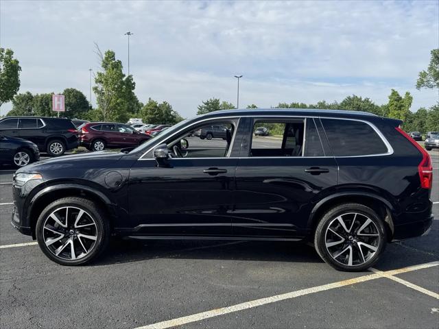 2020 Volvo XC90 Hybrid T8 Momentum 7 Passenger
